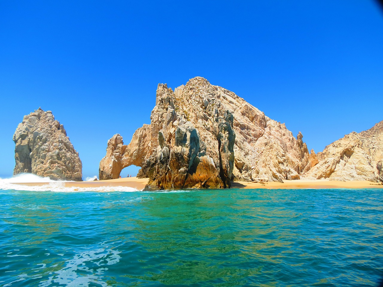 What to Do in Cabo San Lucas Beyond Your Resort